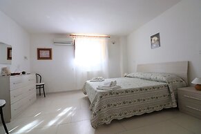 Ulivi Apartment