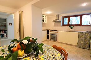 Ulivi Apartment