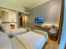Facade Hotel by Azana