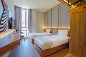 Facade Hotel by Azana