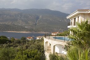 Antiphellos B