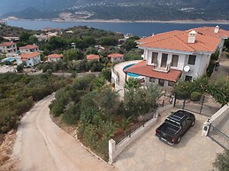 Antiphellos B