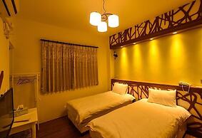 Summer Travel B&B