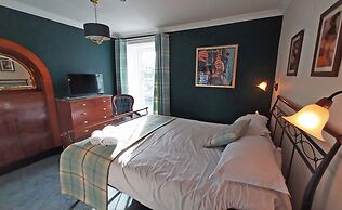 The Glenerne Guest House
