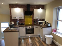 The Home Arms Cottage
