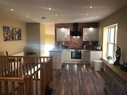 The Home Arms Cottage