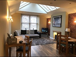 The Home Arms Cottage