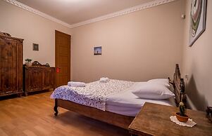 Rivendell Hotel