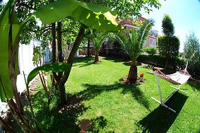 Villa Green Garden