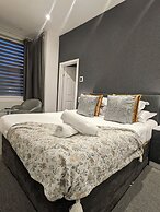 Hotel 33