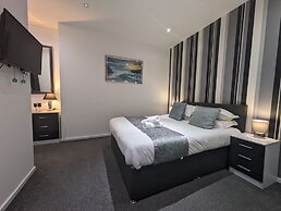 Hotel 33