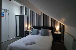 Hotel 33
