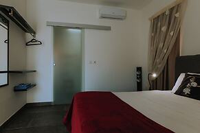Pjazza Suites Boutique Hotel