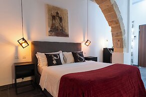 Pjazza Suites Boutique Hotel