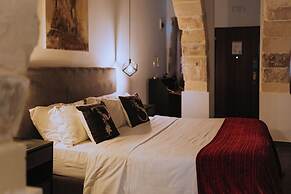 Pjazza Suites Boutique Hotel