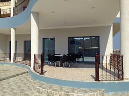 Alyal Chalets