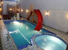 Alyal Chalets