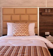 Seven Wonders Luxury Camp