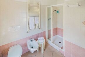 Hotel Tritone