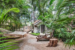 The Beach Bungalows Tamarindo B&B
