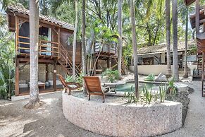 The Beach Bungalows Tamarindo B&B