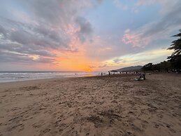 The Beach Bungalows Tamarindo B&B