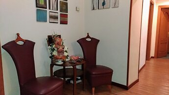 Nicolas Inn
