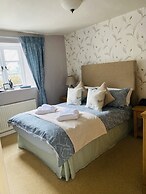 Royal Oak Inn
