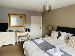 Royal Oak Inn
