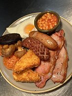 Royal Oak Inn