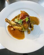 Royal Oak Inn