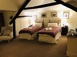 Royal Oak Inn