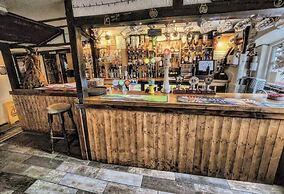 Royal Oak Inn