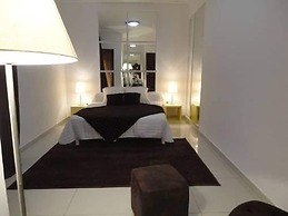 Villa French Luxe