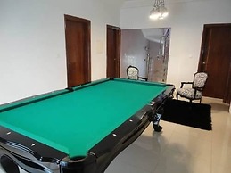 Villa French Luxe