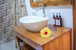 Villa Casablanca Surf Keramas