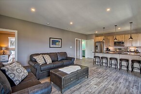 Semi-lakefront Luxury Blind Bay - Spring Specials! 2 Bedroom Cottage b