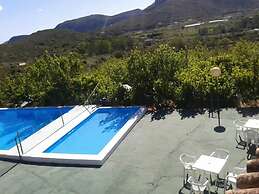 Cabañas y Bungalows La Falaguera