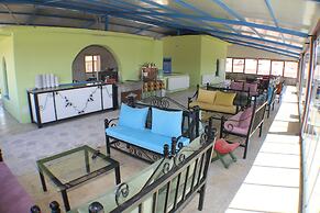 Loopy Lodge Hotel