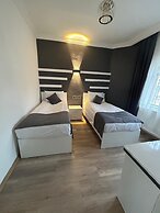 Loopy Lodge Hotel