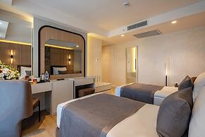 Awen Lara Hotel