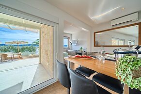 Livingstone Beach House