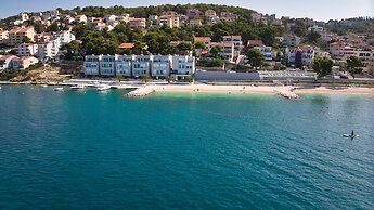 Livingstone Beach House