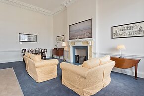 Henrietta Suites City Centre