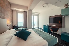 Nautilus Hotel