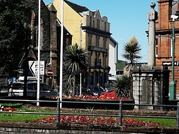 Claredon Hotel