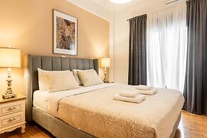 Nicholas Point Apartments and Rooms