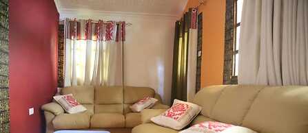 White Thorn Cottages