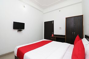 OYO 24199 Hotel Ojus Tower