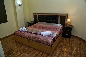 Lara Hotel